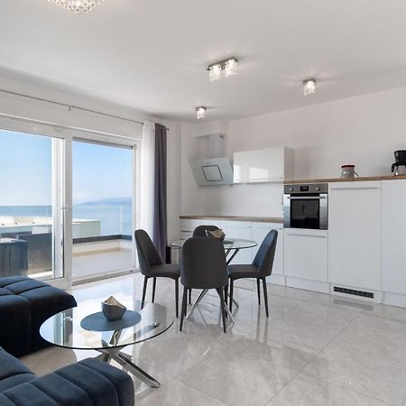 Sea View Apartment With Parking - Dina Макарска Екстериор снимка