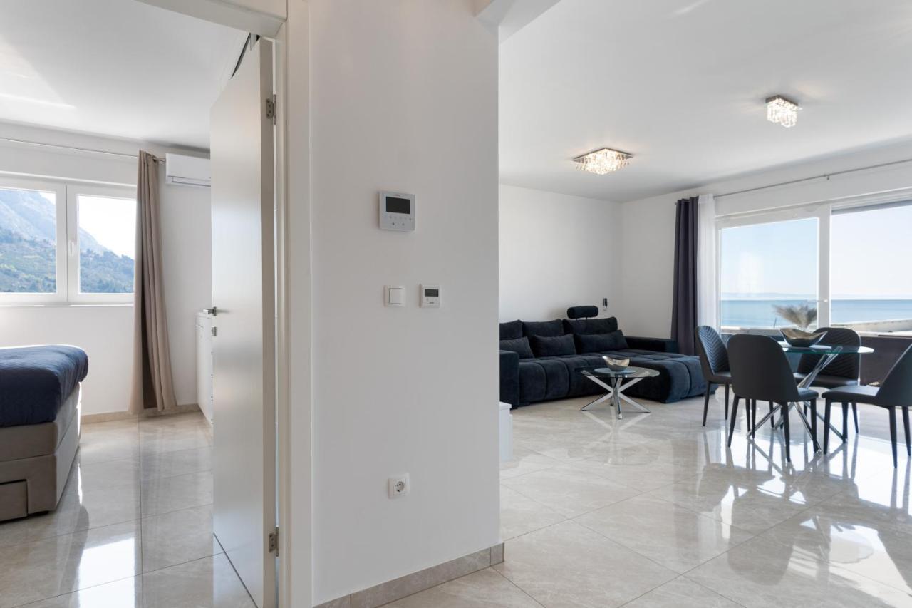 Sea View Apartment With Parking - Dina Макарска Екстериор снимка